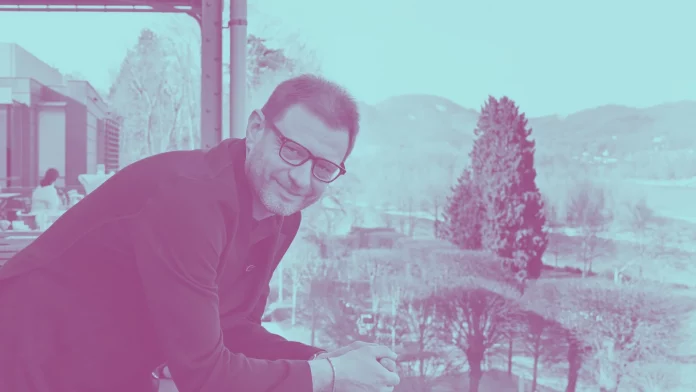 德國男子宣稱自己是「男蕾絲邊」，試圖喚起大眾對其他男蕾絲邊的關注