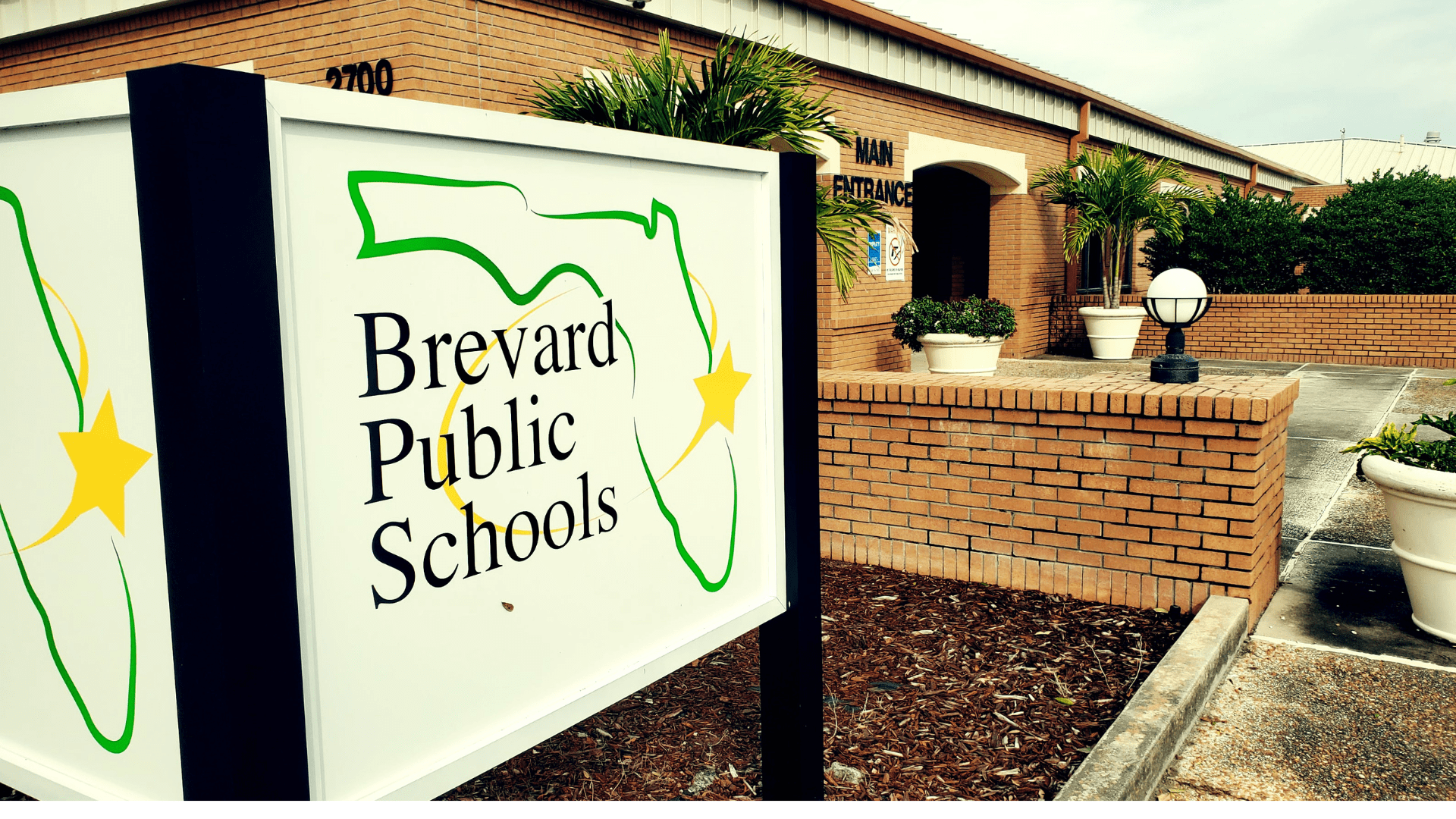 「不存在」的案件：美國一名男跨女被指控在學校廁所性騷擾女學生